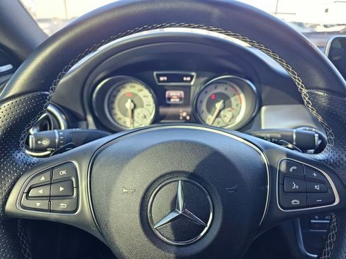 Used 2016 Mercedes-Benz CLA 250 4MATIC image 32