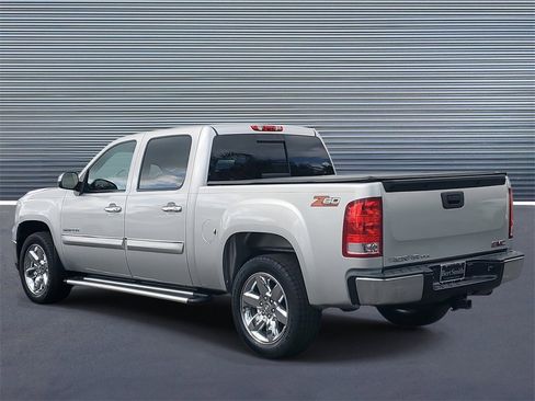 Used 2013 GMC Sierra 1500 SLE image 4
