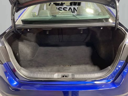 Used 2023 Nissan Altima 2.5 SR image 25