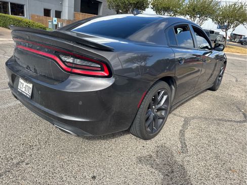 Used 2023 Dodge Charger SXT w/ Blacktop Package RWD image 4