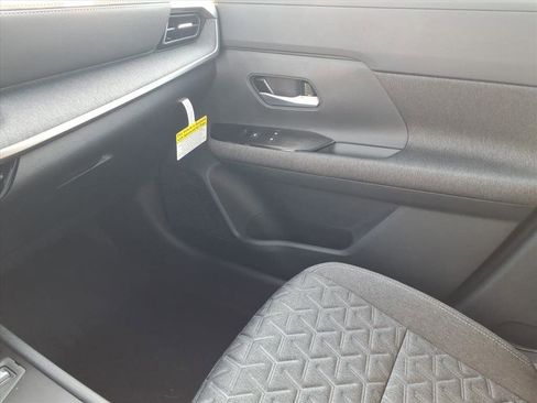New 2026 Nissan Kicks SV w/ SV Premium Package image 24