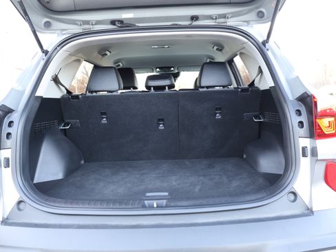 Used 2023 Kia Seltos S image 18