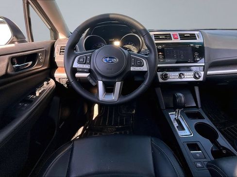 Used 2017 Subaru Outback 2.5i Limited AWD/4WD image 8