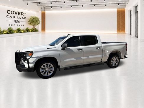 Used 2022 Chevrolet Silverado 1500 Custom w/ LPO, Dark Essentials Package RWD image 5