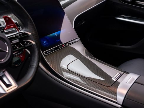 Certified 2024 Mercedes-Benz GLC 43 AMG 4MATIC image 12