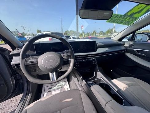 Used 2024 Hyundai Sonata SEL FWD image 13