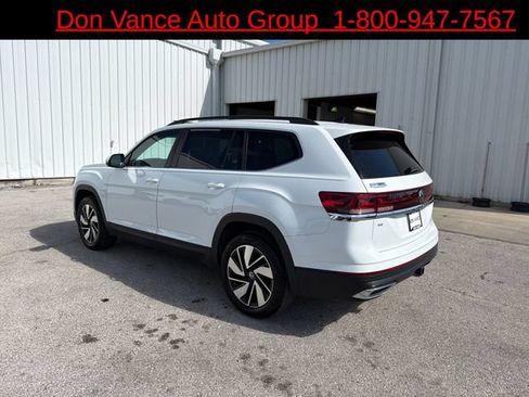Used 2025 Volkswagen Atlas SE FWD image 3