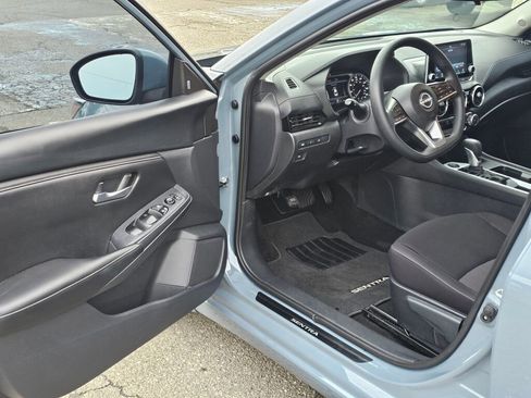 Used 2024 Nissan Sentra SV image 19
