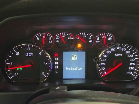 Used 2018 Chevrolet Silverado 1500 Custom w/ Custom Value Package image 21