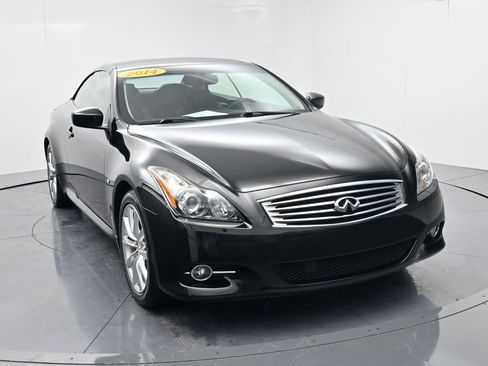Used 2014 INFINITI Q60 Convertible w/ Premium Package image 2