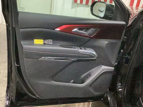 New 2026 Chevrolet Traverse Z71 w/ Driver Confidence Package image 11