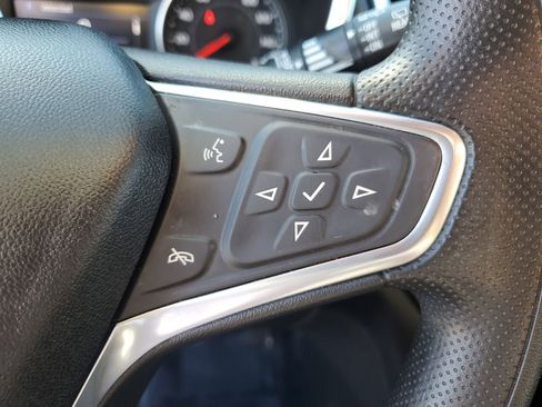 Used 2022 Chevrolet Equinox LT image 28