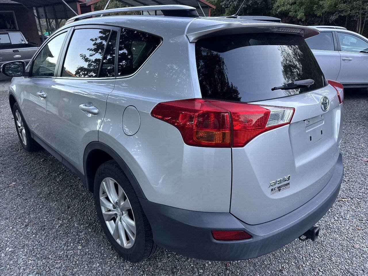 Used 2015 Toyota RAV4 Limited AWD/4WD image 11