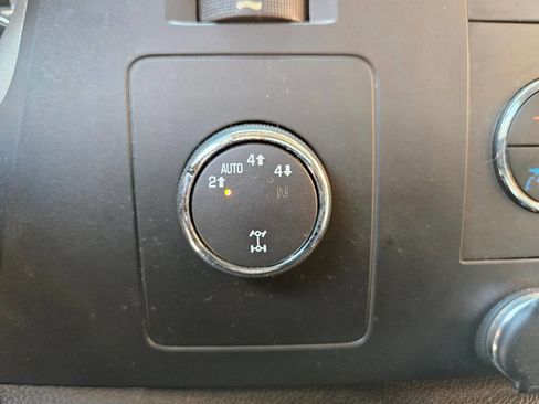 Used 2011 Chevrolet Silverado 1500 LT w/ All-Star Edition image 21