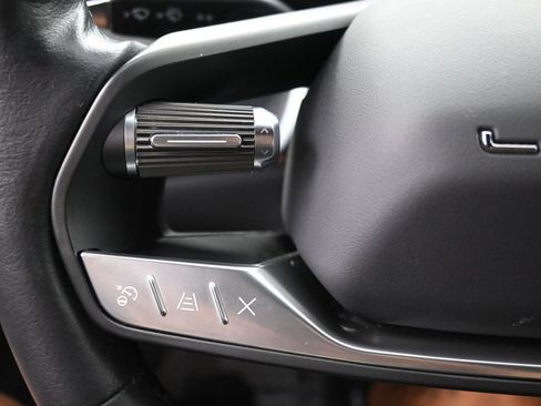 Used 2024 Lucid Air Pure RWD image 17