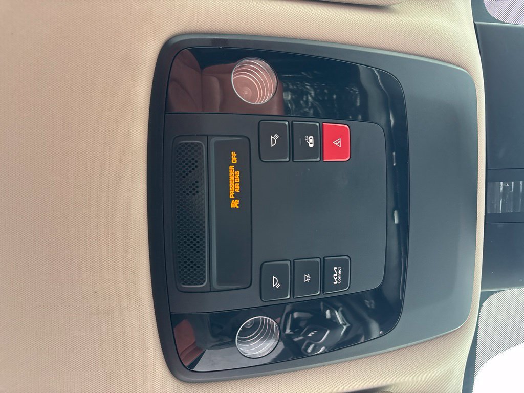 Used 2024 Kia Carnival SX FWD image 23