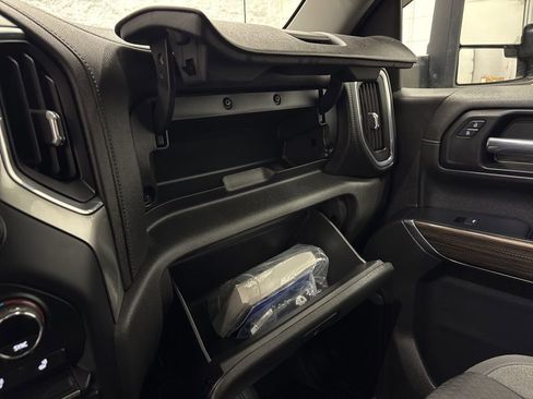 Used 2021 Chevrolet Silverado 1500 LT w/ All Star Edition Plus AWD/4WD image 26