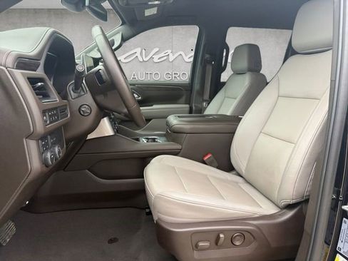 Certified 2024 Chevrolet Tahoe Z71 w/ Luxury Package AWD/4WD image 18
