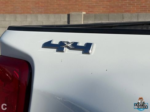 Used 2023 Chevrolet Silverado 3500 High Country image 11