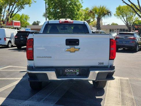 Used 2017 Chevrolet Colorado W/T w/ WT Convenience Package RWD image 5