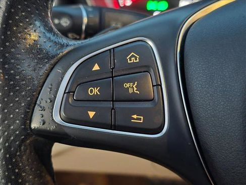 Used 2018 Mercedes-Benz C 300 4MATIC Sedan image 13