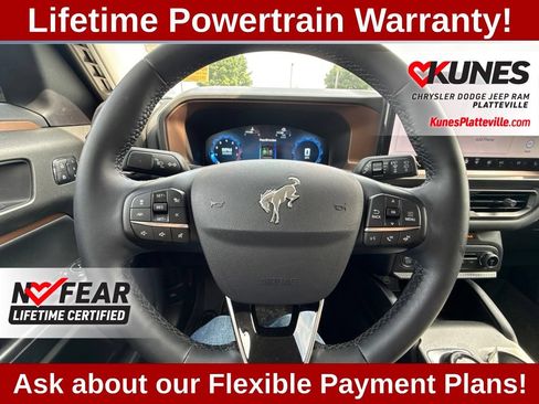 Used 2025 Ford Bronco Sport Outer Banks AWD/4WD image 17