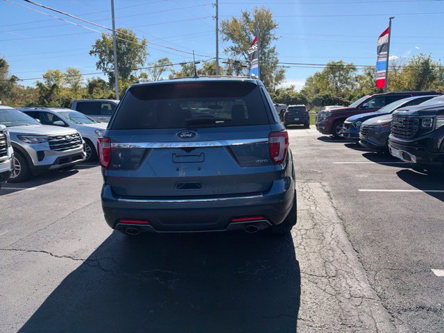 Used 2018 Ford Explorer XLT w/ Equipment Group 202A AWD/4WD image 4