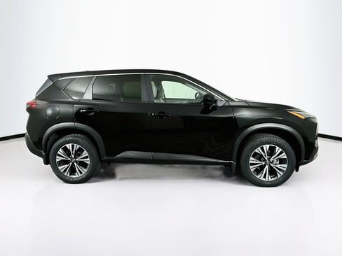 Used 2023 Nissan Rogue SV AWD/4WD image 10