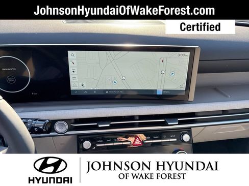Used 2025 Hyundai Tucson SEL AWD/4WD image 16