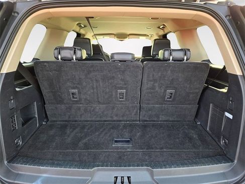 Used 2024 Ford Expedition XLT image 6
