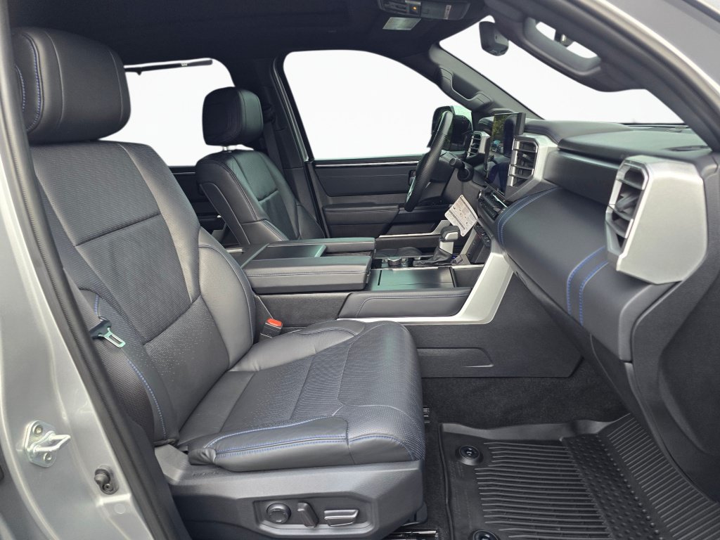 Used 2024 Toyota Tundra Platinum AWD/4WD image 27