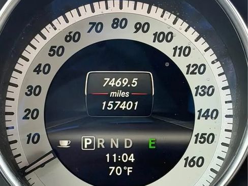 Used 2013 Mercedes-Benz C 250 Sedan image 11