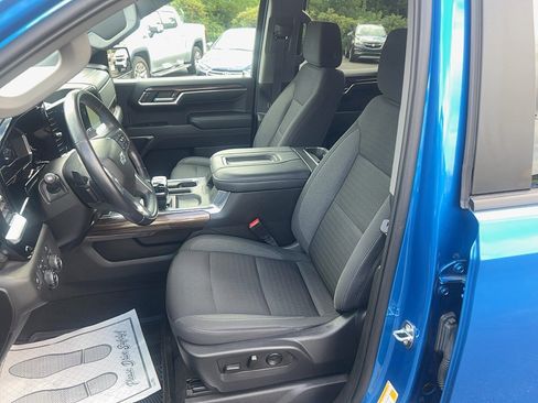 Used 2022 Chevrolet Silverado 1500 RST image 12