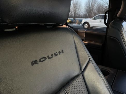 Used 2017 Ford F150 XLT w/ Equipment Group 302A Luxury image 13