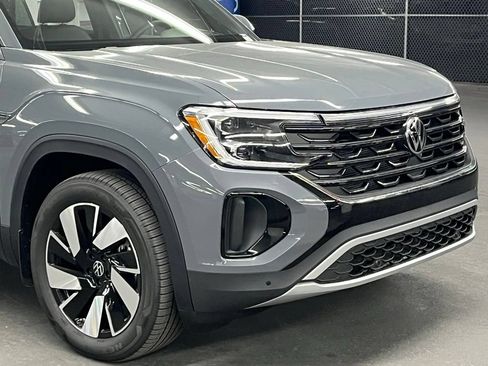 New 2026 Volkswagen Atlas Cross Sport SEL AWD/4WD image 43