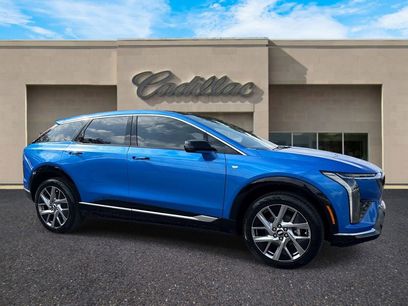 New 2026 Cadillac Optiq Luxury 2 w/ LPO, Premium Carpet Package