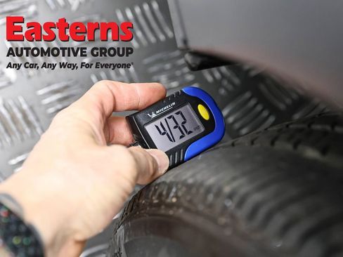 Used 2023 Nissan Kicks S image 27