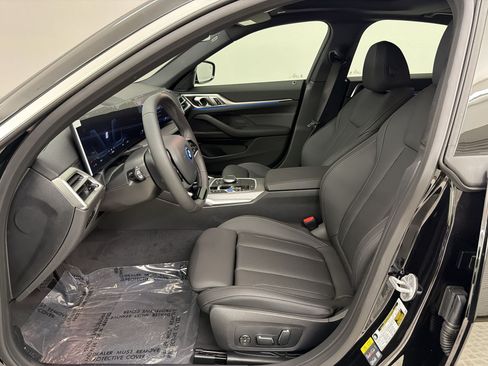 New 2026 BMW i4 eDrive40 w/ Parking Assistance Package RWD image 5
