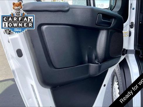 Used 2025 RAM ProMaster 2500 w/ Convenience Group FWD image 20