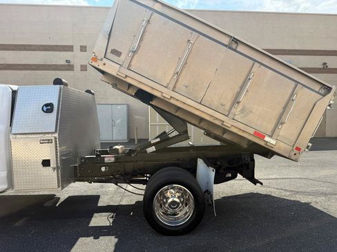 Used 2017 Ford F450 XL w/ Power Equipment Group RWD image 11