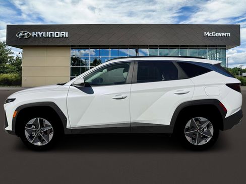 New 2026 Hyundai Tucson SEL image 3