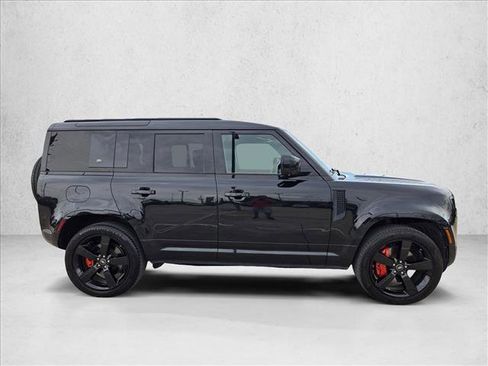 Used 2021 Land Rover Defender 110 X AWD/4WD image 4
