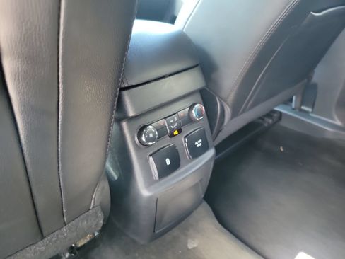 Used 2018 Ford Explorer Limited AWD/4WD image 15