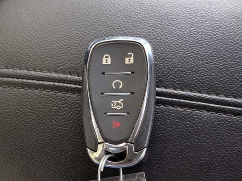 Used 2024 Chevrolet Malibu LT FWD image 32