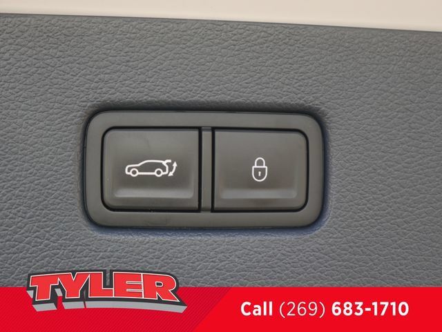 Used 2025 Genesis GV80 3.5T Prestige AWD/4WD image 20