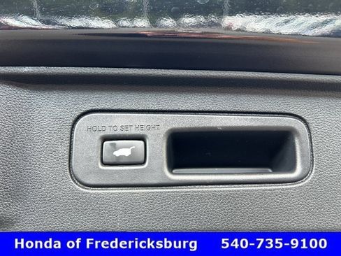 Used 2024 Honda Pilot Elite image 14