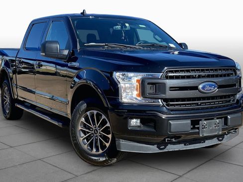 Used 2020 Ford F150 XLT w/ Equipment Group 302A Luxury AWD/4WD image 3