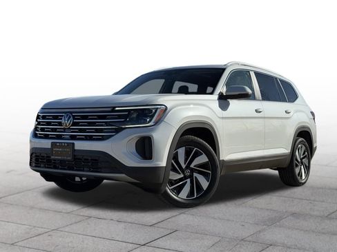 Used 2025 Volkswagen Atlas SEL AWD/4WD image 1