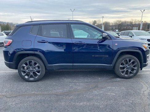 Certified 2021 Jeep Compass Latitude w/ Sun and Sound Group AWD/4WD image 8