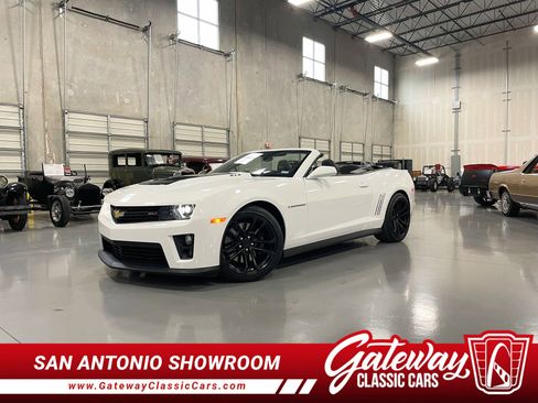 Used 2013 Chevrolet Camaro ZL1 image 1